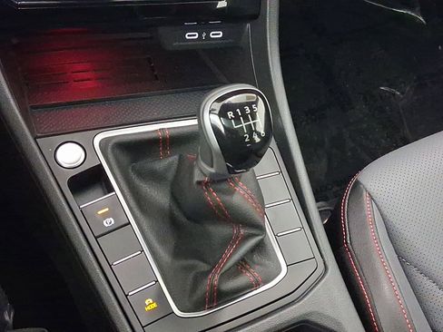 Used 2026 Volkswagen Jetta GLI Autobahn w/ GLI Black Package image 15