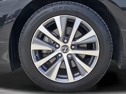 Used 2020 Lexus ES 300h w/ Premium Package FWD image 31