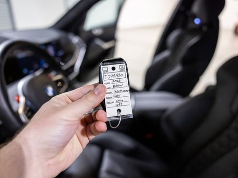 Used 2026 BMW X5 M Competition w/ Executive Package image 47