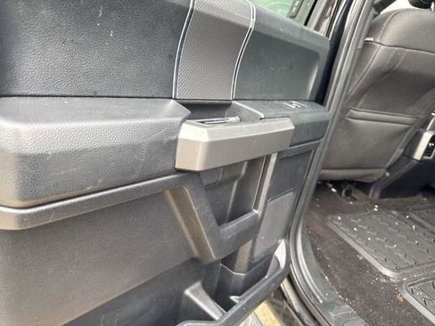 Used 2016 Ford F150 XLT w/ Equipment Group 302A Luxury image 18