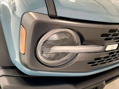 Used 2023 Ford Bronco Badlands w/ Sasquatch Package image 28