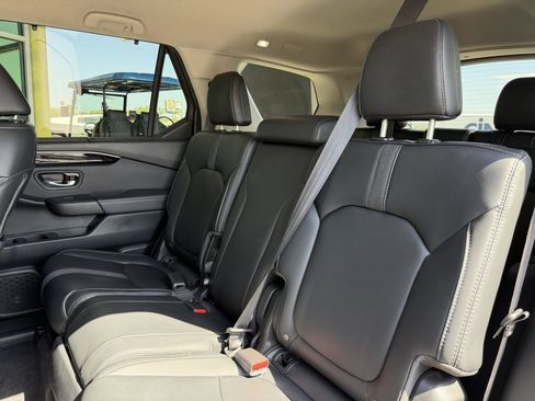 Used 2024 Honda Pilot EX-L image 37