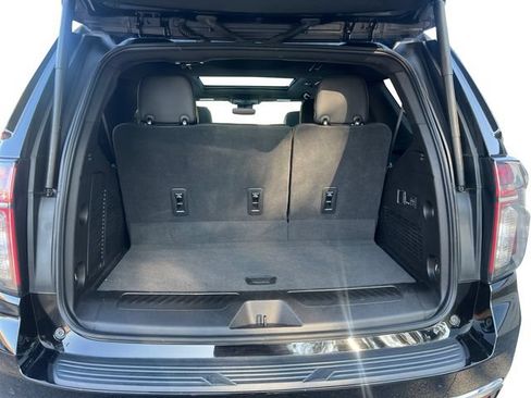 Used 2023 Chevrolet Tahoe LT w/ LT Signature Plus Package AWD/4WD image 19