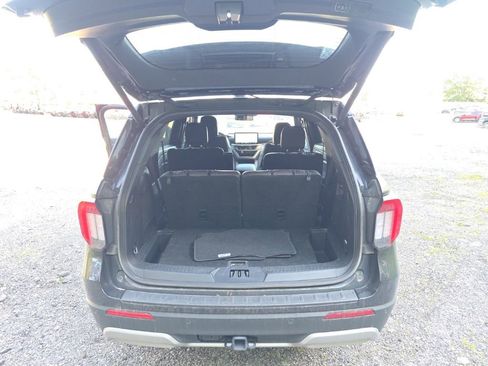Used 2025 Ford Explorer Platinum w/ LUX Leather Package AWD/4WD image 17