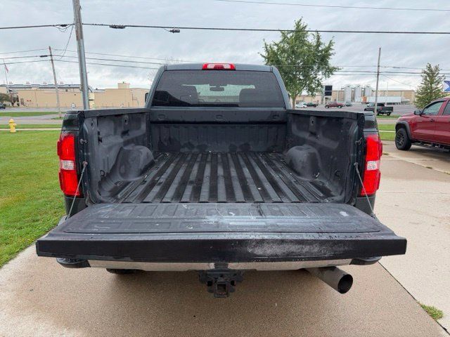 Used 2018 GMC Sierra 2500 4x4 Crew Cab w/ Sierra Convenience Package image 14