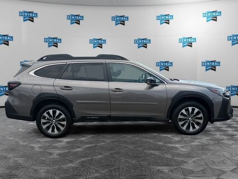 Used 2024 Subaru Outback Limited XT AWD/4WD image 6