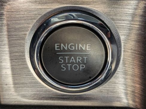 Certified 2023 Ford F250 Lariat w/ Lariat Ultimate Package image 29