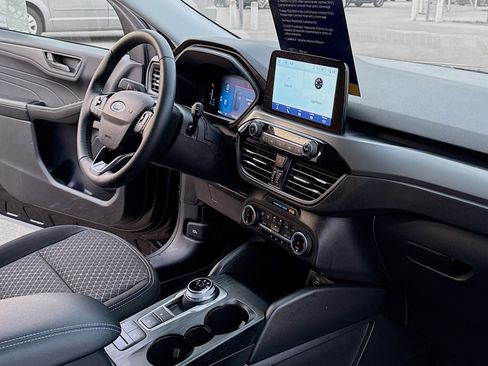 Certified 2024 Ford Escape Active image 5