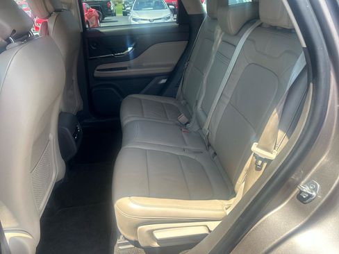 Used 2020 Lincoln Corsair Reserve AWD/4WD image 11