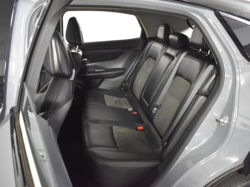 Used 2024 Nissan Ariya AWD image 31