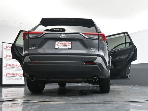 Used 2023 Toyota RAV4 XLE image 43