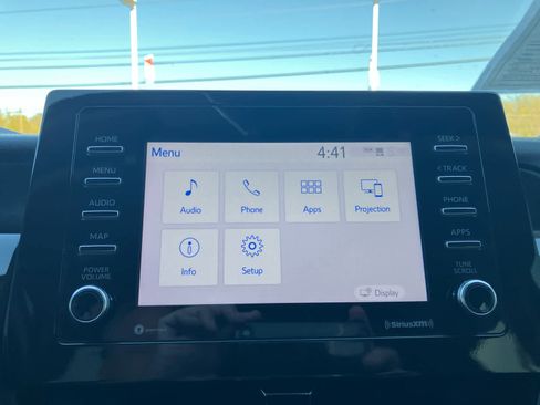 Used 2024 Toyota Camry SE image 20