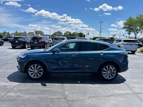 Certified 2025 Buick Envista Avenir FWD image 11