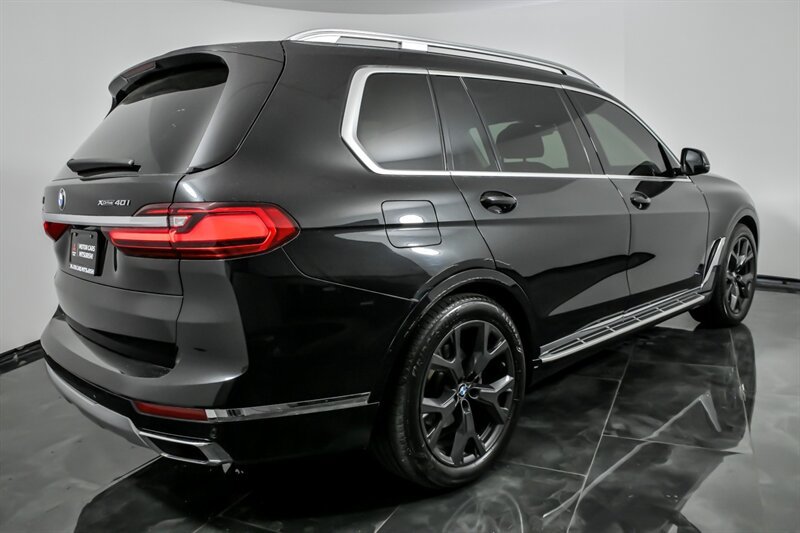 Used 2019 BMW X7 xDrive40i w/ Premium Package AWD/4WD image 9