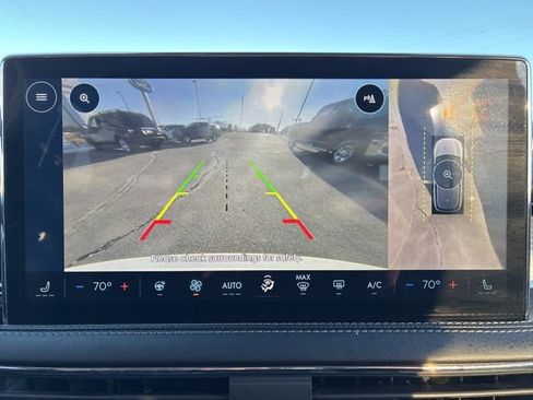 Used 2024 Lincoln Corsair AWD w/ Equipment Group 101A image 34