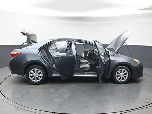 Used 2019 Toyota Corolla L FWD image 45