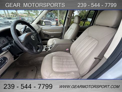 Used 2005 Mercury Mountaineer Convenience image 26