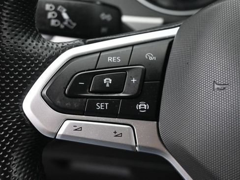 Used 2021 Volkswagen Atlas SE FWD image 18