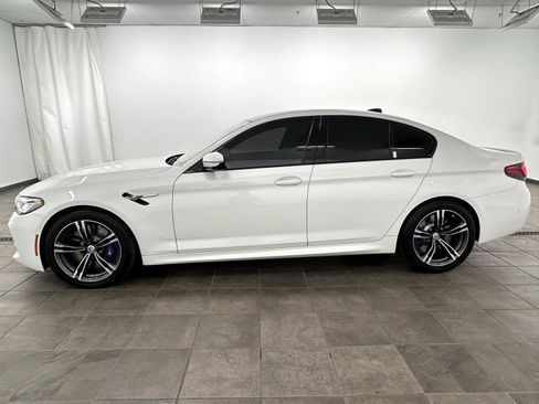Used 2023 BMW M5 Base w/ Executive Package image 3