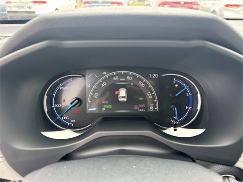 New 2025 Toyota RAV4 XLE image 29