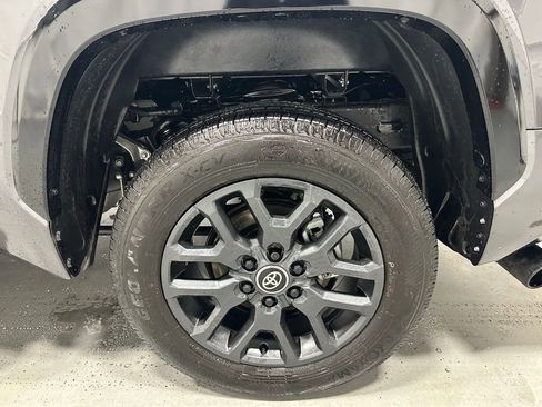 Used 2025 Toyota Tundra Platinum image 70