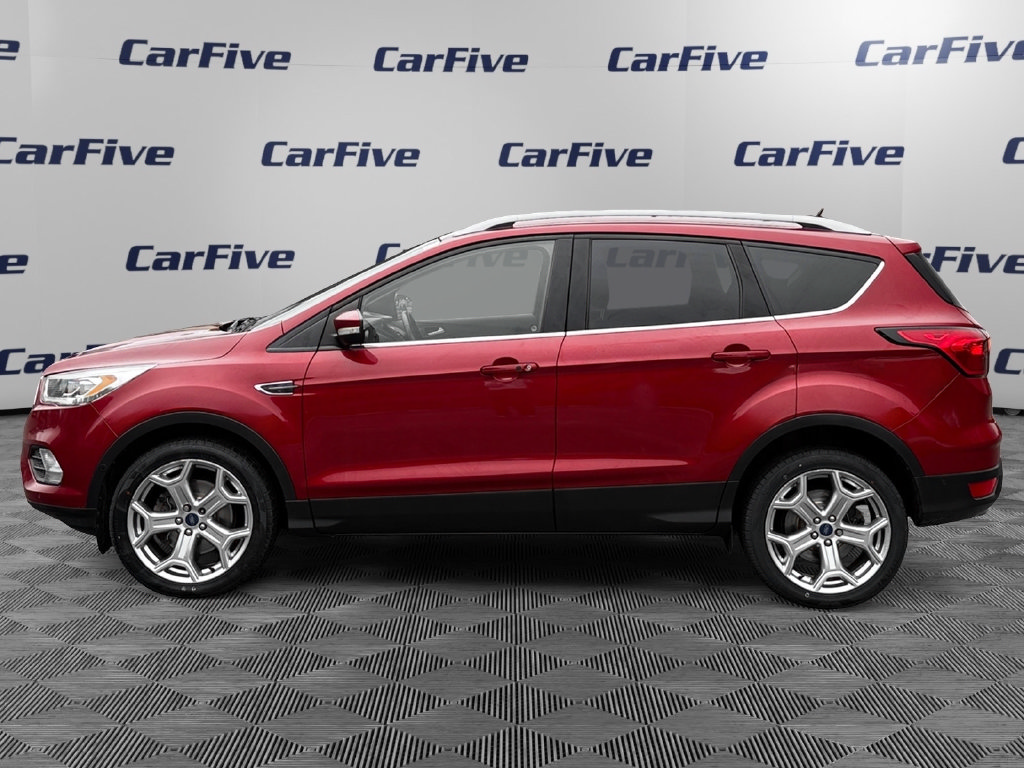 Used 2019 Ford Escape Titanium AWD/4WD image 2