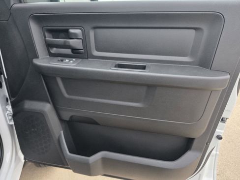 New 2026 RAM 5500 4x4 Crew Cab image 32