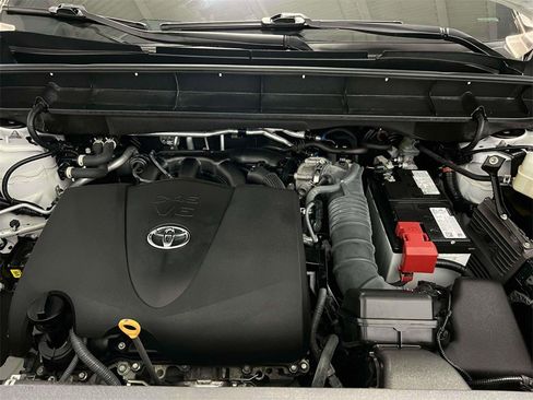 Used 2022 Toyota Highlander XSE image 38