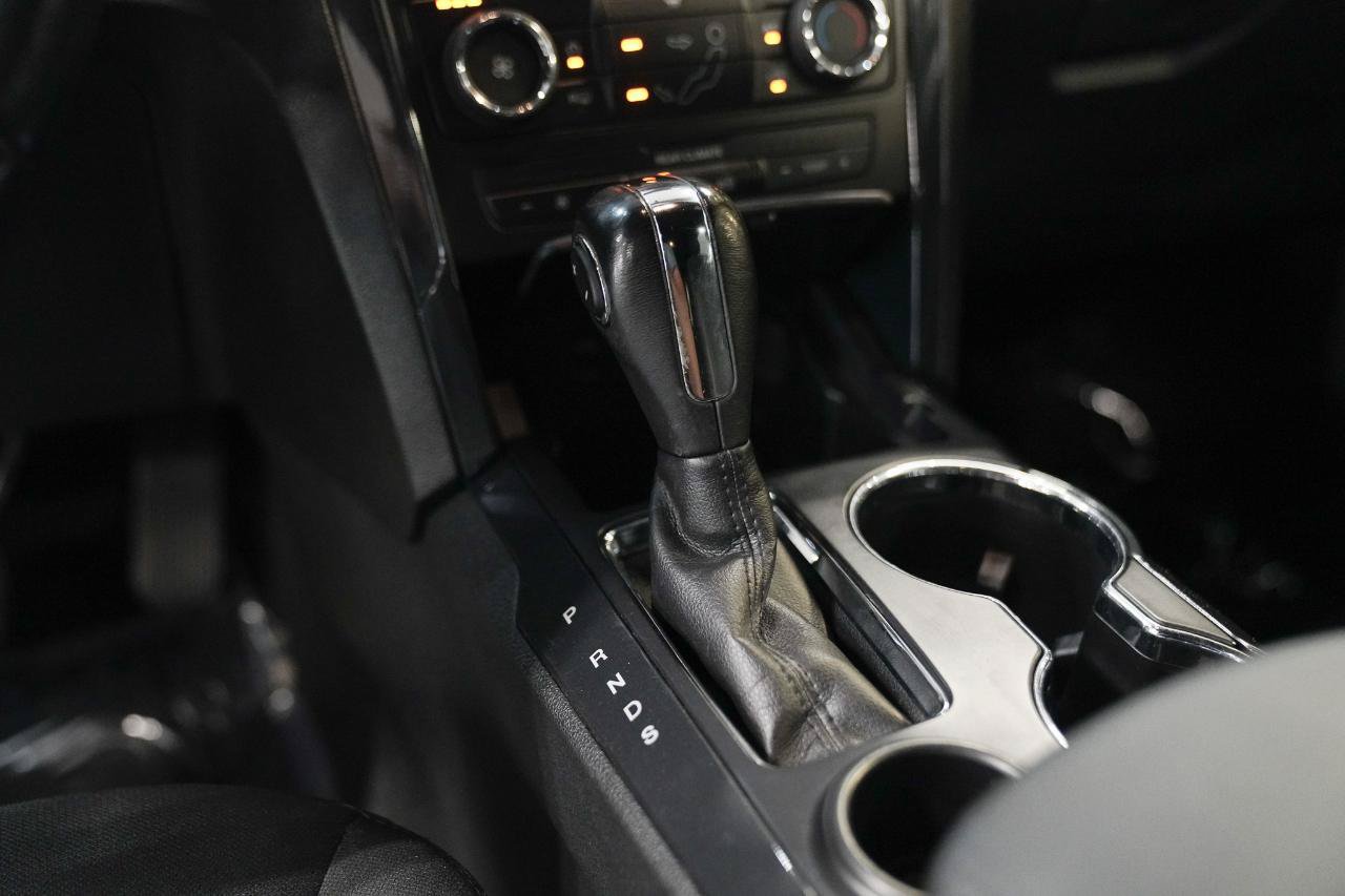 Used 2019 Ford Explorer XLT FWD image 32