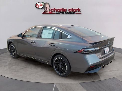 New 2026 Nissan Sentra SR w/ Floor Mat Package image 3