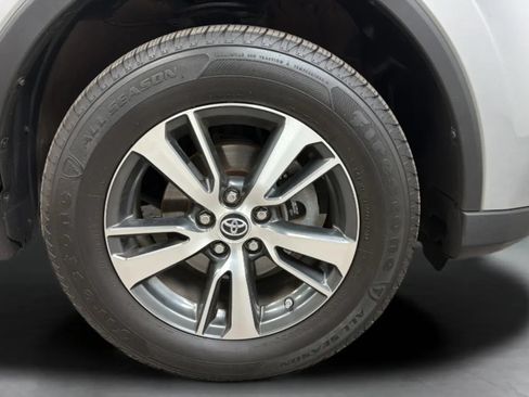 Used 2016 Toyota RAV4 XLE AWD/4WD image 26