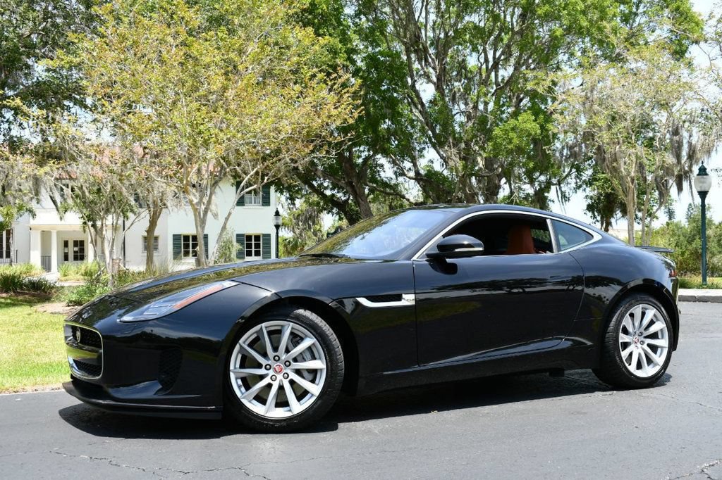 Used 2018 Jaguar F-TYPE Coupe RWD image 17