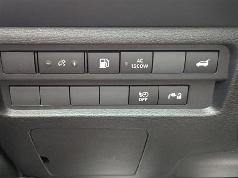 New 2025 Mitsubishi Outlander SEL image 25