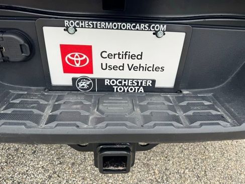 Used 2022 Toyota Tacoma TRD Off-Road w/ TRD Premium Off Road Package image 43