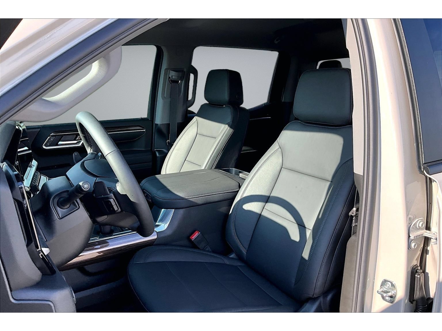 New 2026 Chevrolet Silverado 1500 RST w/ RST All Star Premium Package AWD/4WD image 10