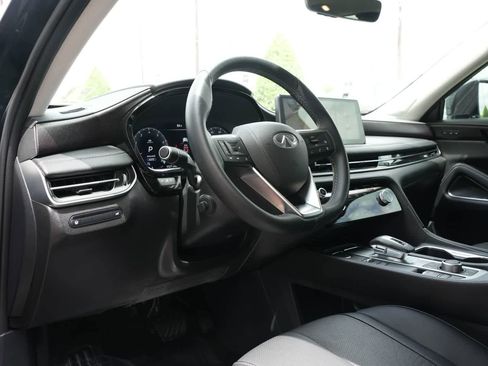 Used 2025 INFINITI QX60 Sensory image 16