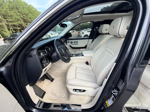 Used 2019 Rolls-Royce Cullinan AWD/4WD image 11