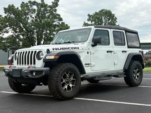 Used 2018 Jeep Wrangler Unlimited Rubicon AWD/4WD image 3