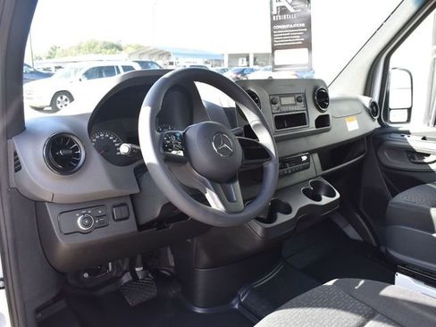 New 2023 Mercedes-Benz Sprinter 2500 image 4