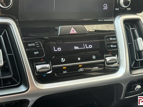 Used 2021 Kia Sorento EX AWD/4WD image 25