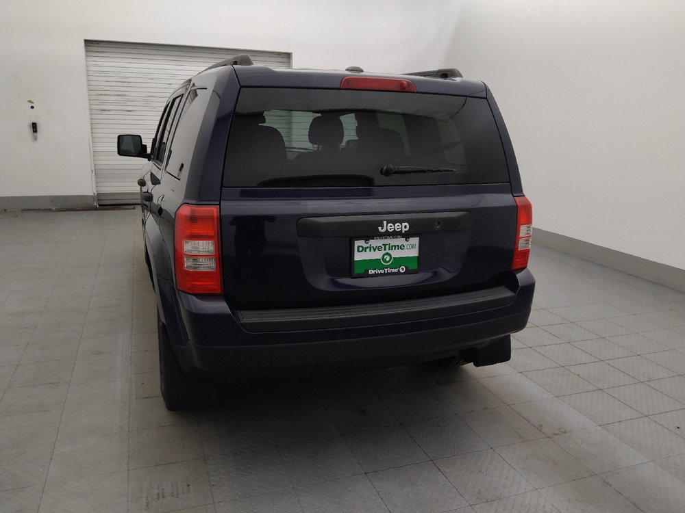 Used 2016 Jeep Patriot Sport FWD image 6