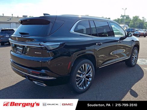 New 2026 Buick Enclave Avenir w/ Super Cruise Package FWD image 3