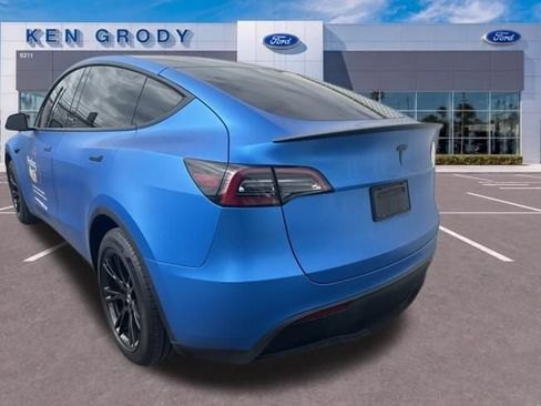 Used 2022 Tesla Model Y Long Range AWD/4WD image 4