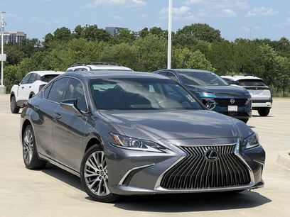 Used 2021 Lexus ES 250 w/ Premium Package