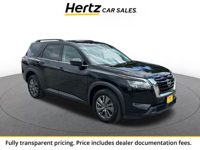 Used 2025 Nissan Pathfinder SV