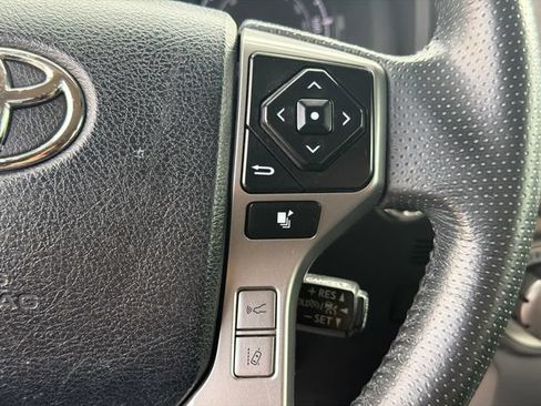 Used 2021 Toyota 4Runner SR5 Premium AWD/4WD image 25