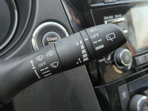 Used 2017 Nissan Rogue Sport SV w/ SV All-Weather Package image 24