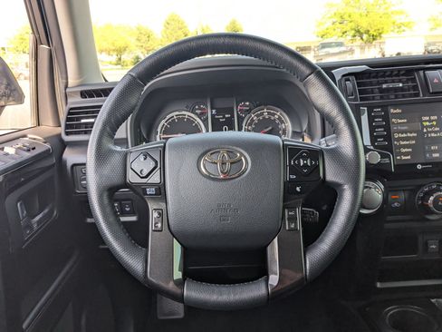Used 2023 Toyota 4Runner TRD Off-Road Premium w/ Moonroof Package AWD/4WD image 19