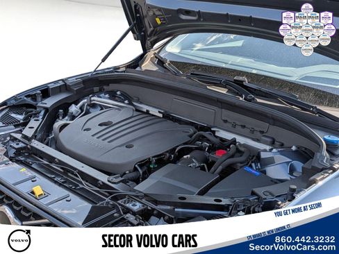 Used 2023 Volvo XC60 B5 Ultimate w/ Climate Package AWD/4WD image 28