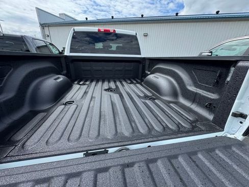 New 2026 RAM 2500 Big Horn AWD/4WD image 46